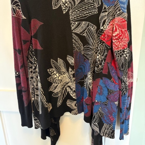 DESIGUAL open waterfall cardigan sz XS (S) black with multicolour floral pattern - Picture 4 of 16
